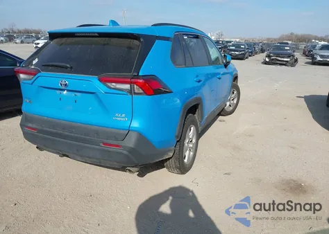 2021 Toyota Rav4 Hybrid Xle z USA, uszkodzony, nr VIN 4T3RWRFV8MU045329
